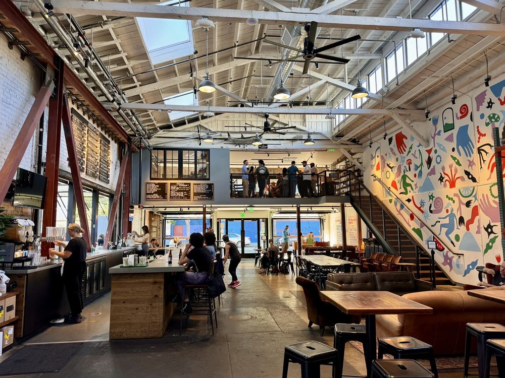 Two Pitchers Brewing